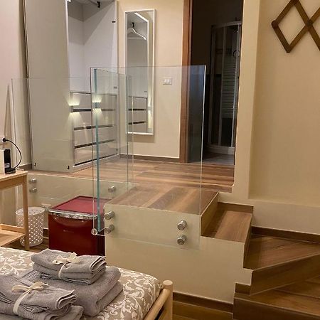 Chirone Room モンデッロ エクステリア 写真