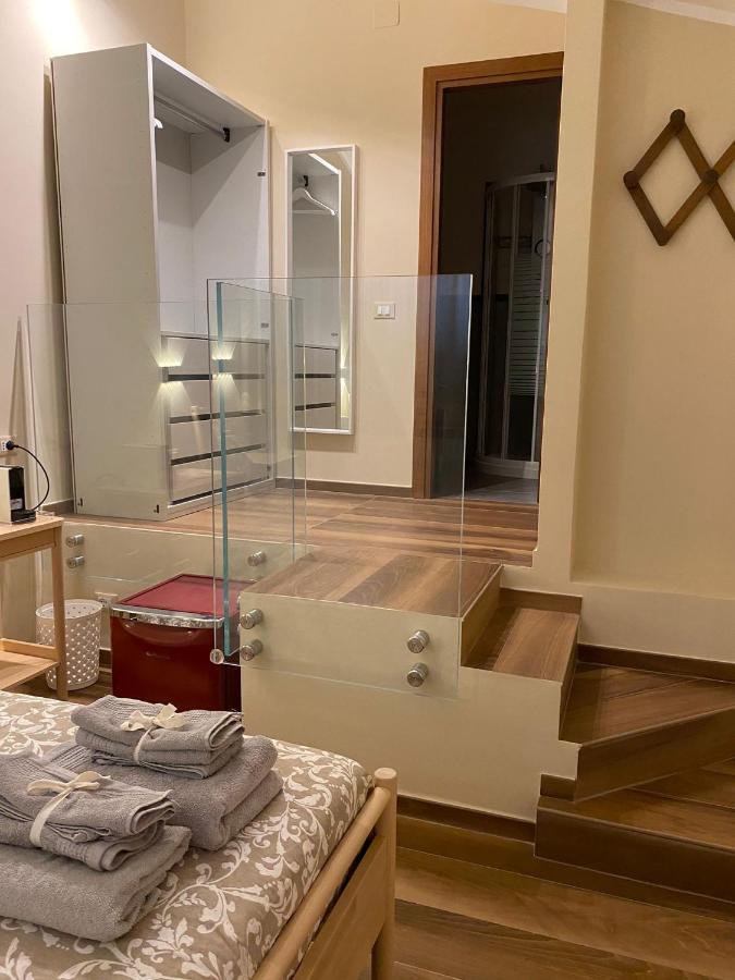 Chirone Room モンデッロ エクステリア 写真